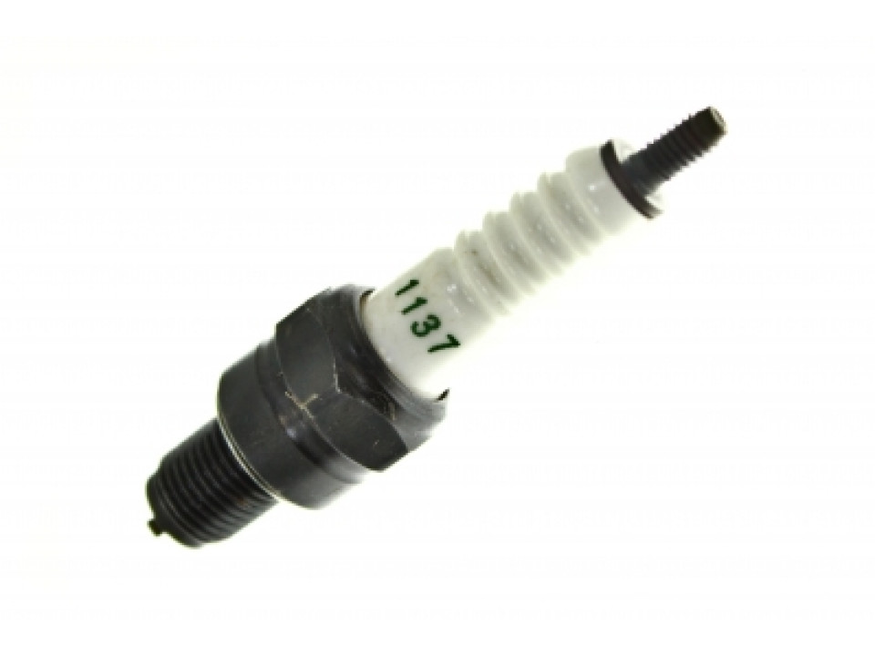 jaszmotor_webshop_gyertya_gy6_4t_a7tc_cr7hsa_<br>(power_force)