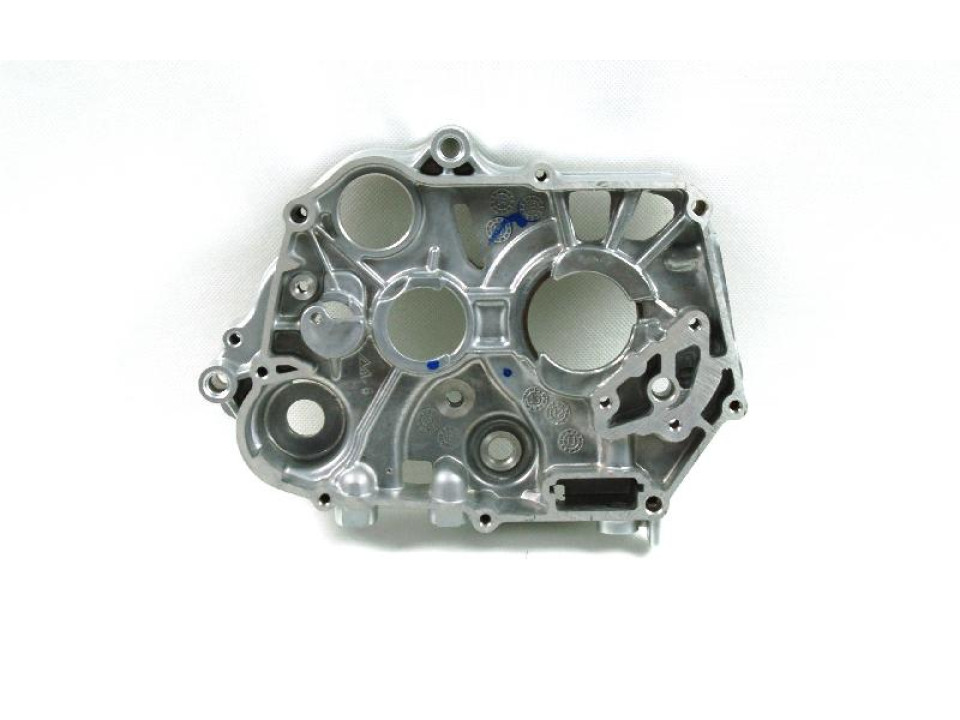 jaszmotor_webshop_blokkfel_<br>(jobb_oldali)_barton_fighter_3_50ccm_-_moretti