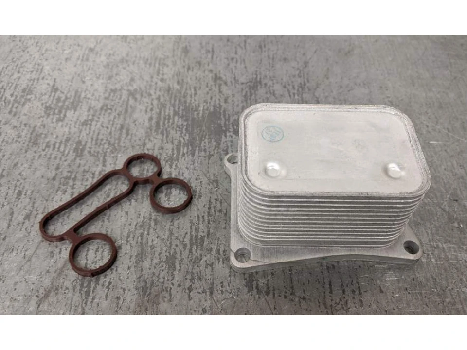 jaszmotor_webshop_olajhuto_can-am_-_420890180,_420890181