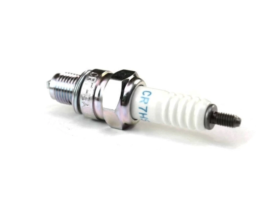 jaszmotor_webshop_gyertya_ngk_cr7hsa_(a7tc)