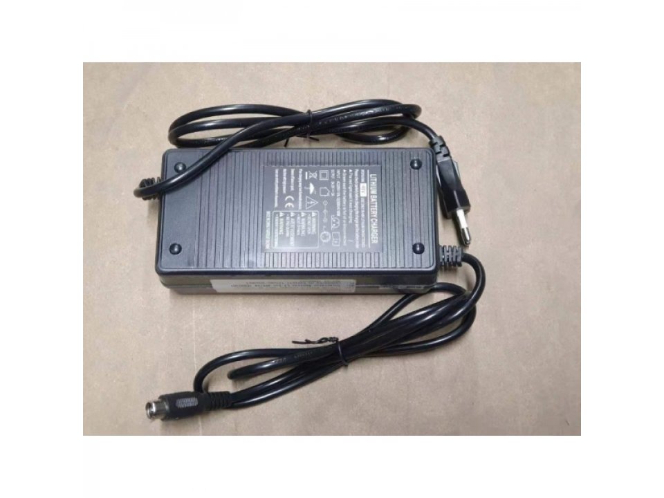 jaszmotor_webshop_akkumulator_tolto_<br>(li-ion)_48v__2.8a_<br>(kerek_tipus)